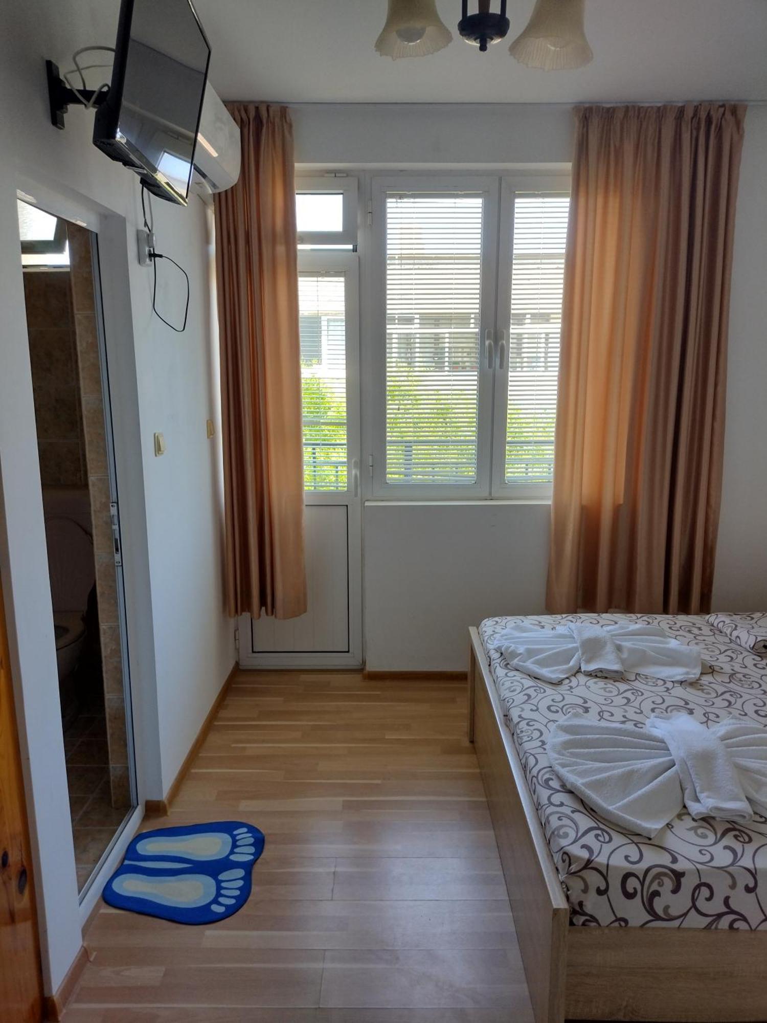 Къща За Гости Янка Hotell Nesebar Eksteriør bilde